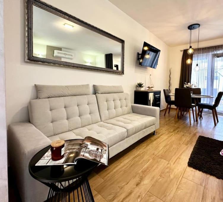 Holiday&Suite Klanac Vir Dış mekan fotoğraf